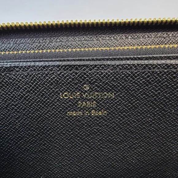Louis Vuitton Limited Edition Game On Collection Zippy Wallet 2021 - Picture 5 of 11